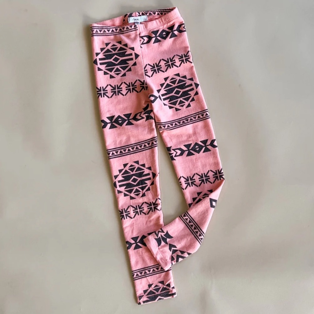 Joah Love Capri Leggings